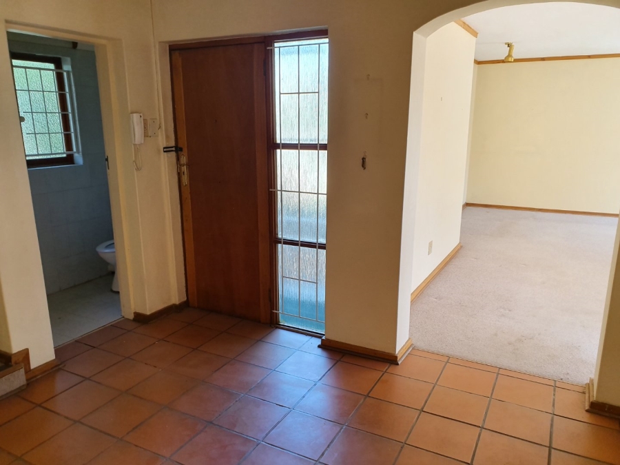 4 Bedroom Property for Sale in Hospitaalheuwel Free State
